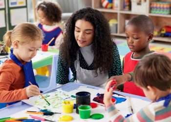 How Choose Right Art Class for Your Child Hero_ opt